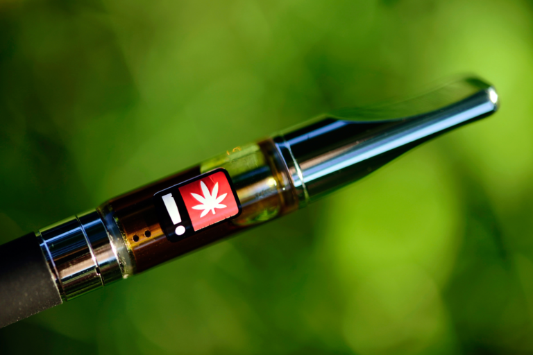 The Emergence of Discreet Vape Pens and Marijuana Disposable Vape Delivery